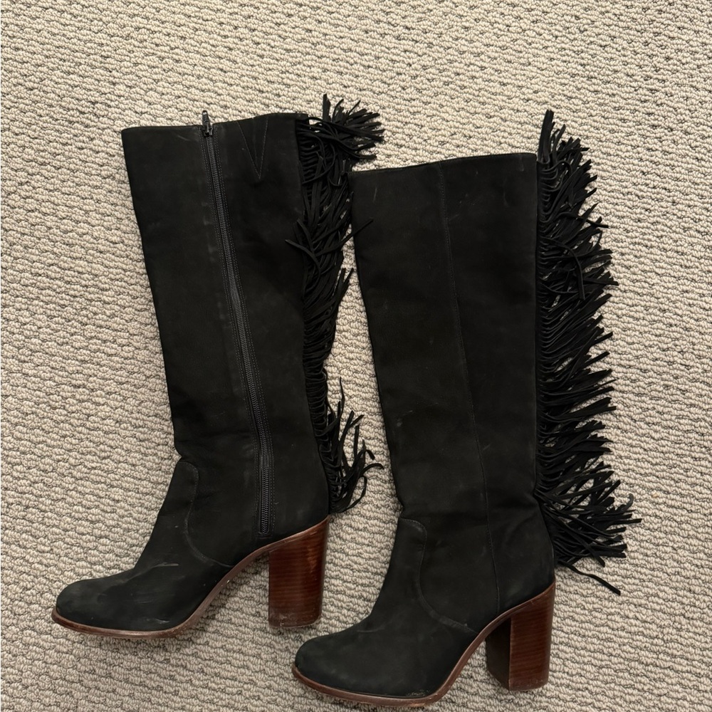 Gianni Bini Fringe boot